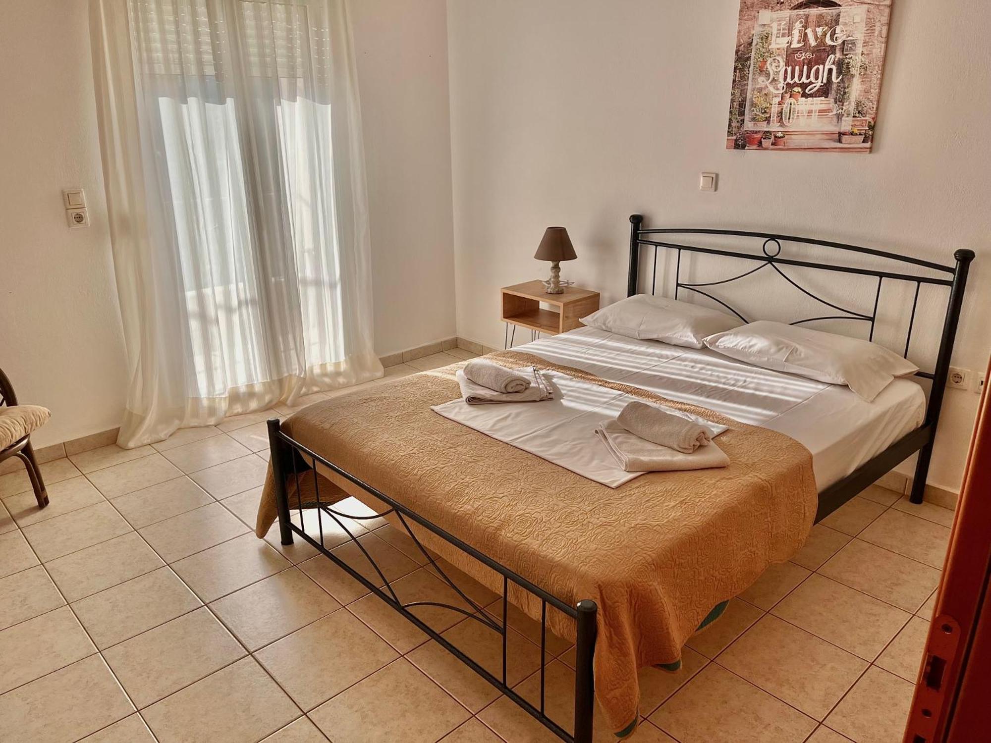 Maria Apts Istron Exterior foto